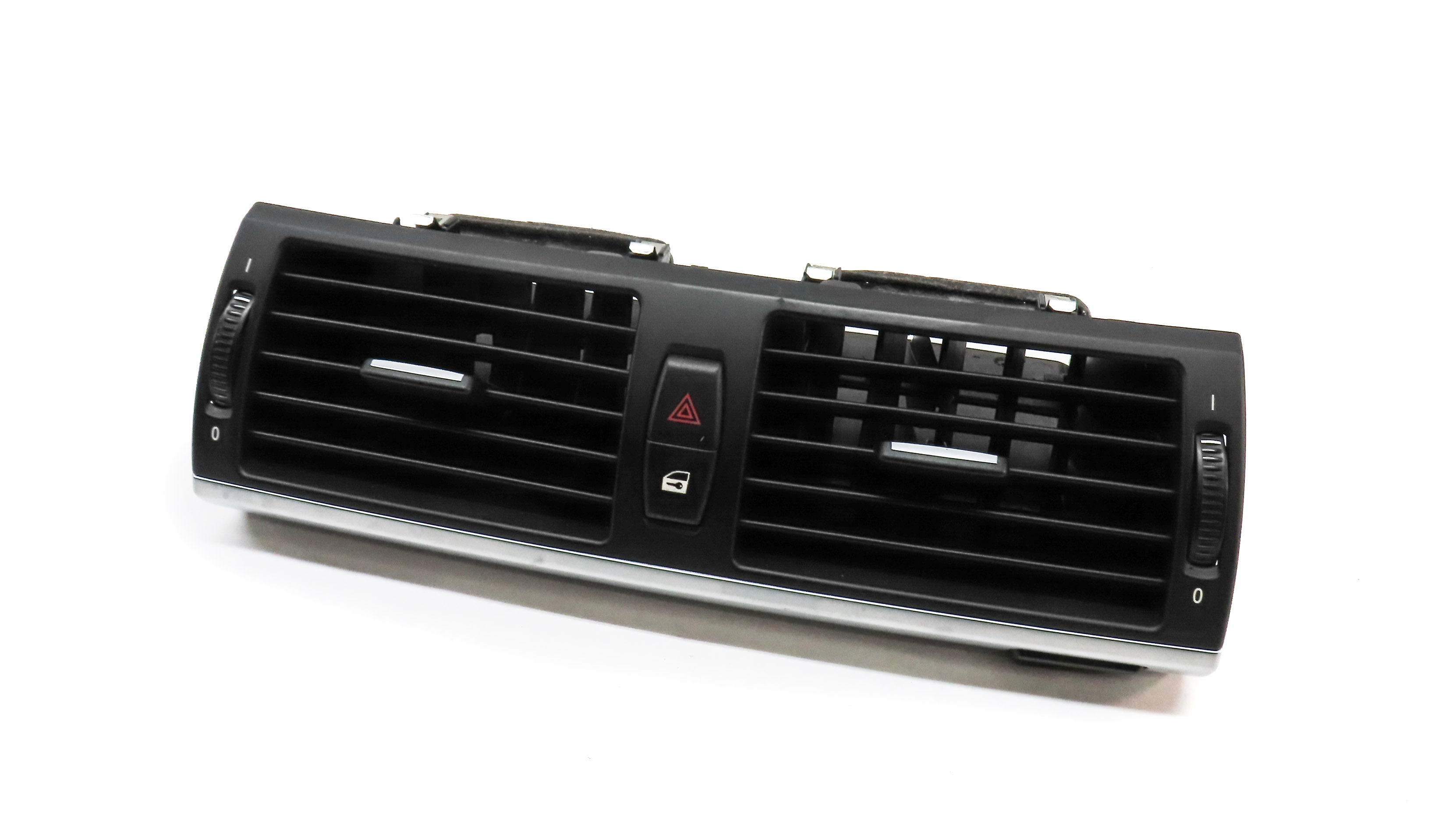 2012 BMW X6 M X6M ///M (E71) FRONT CENTER DASH HEAT AIR AC VENT w/HAZARD (BLACK) — exact item pictured